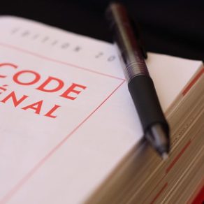 Avocat droit pénal à Paris et RP